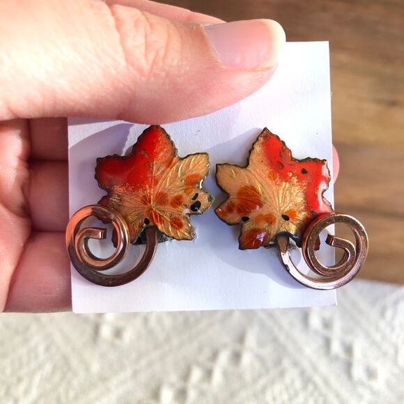 VTG 1950s Matisse Renoir Copper Leaf Enamel Clip On Earrings Signed Fall Maple - Picture 1 of 10